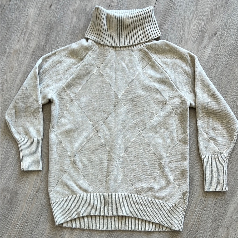 Banana Republic XS Cozy Beige Turtleneck Sweater 3/4 sleeve